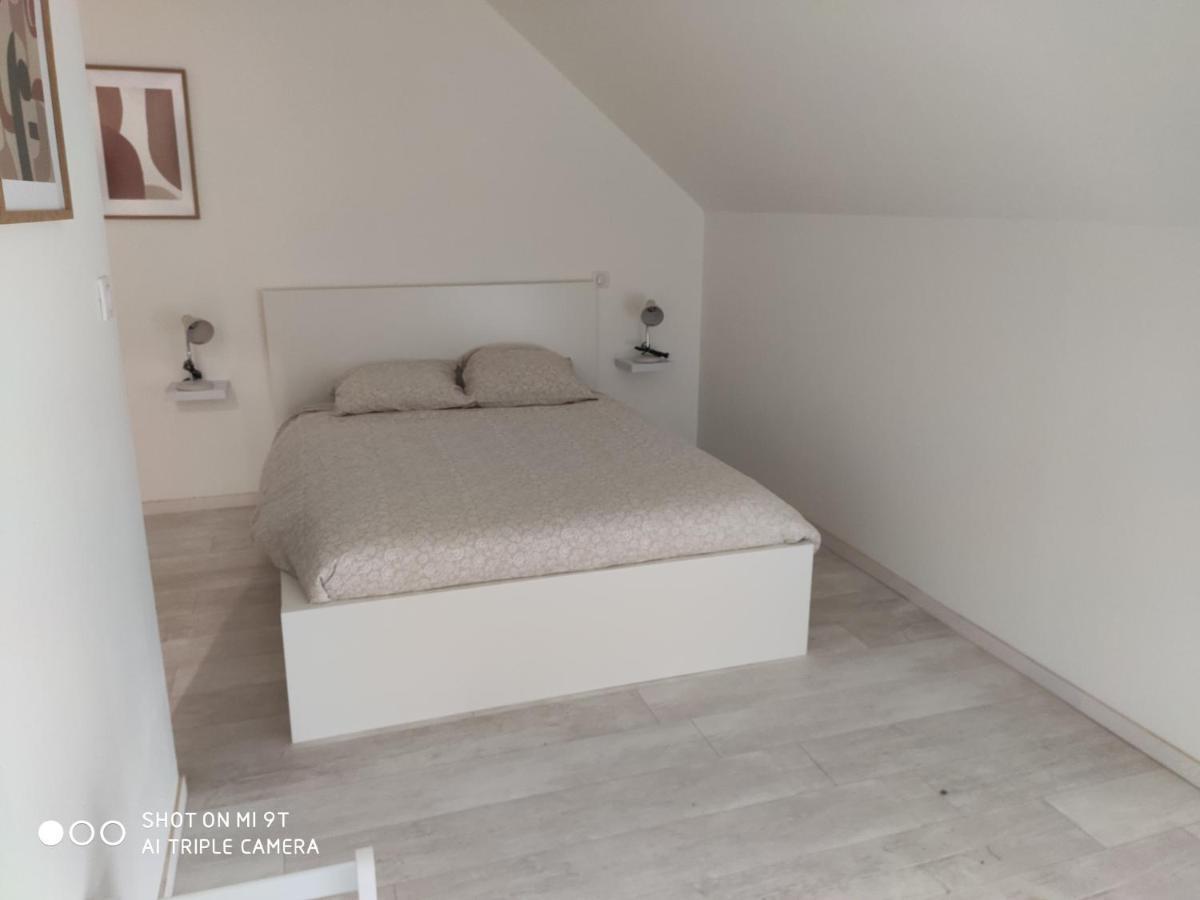 La Grande Baie Privatif A 15 Min Du Mt St Michel Holiday home Pleine-Fougeres
